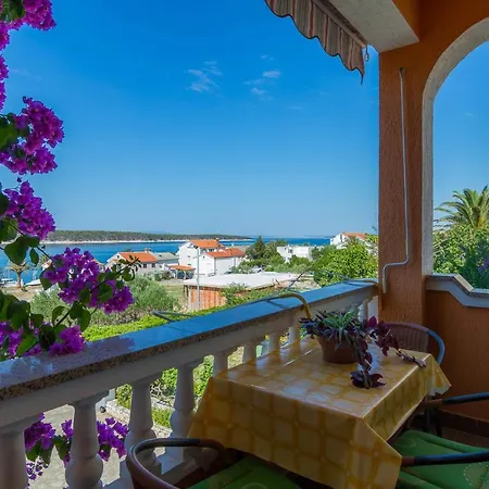 Andela Apartment Barbat na Rabu